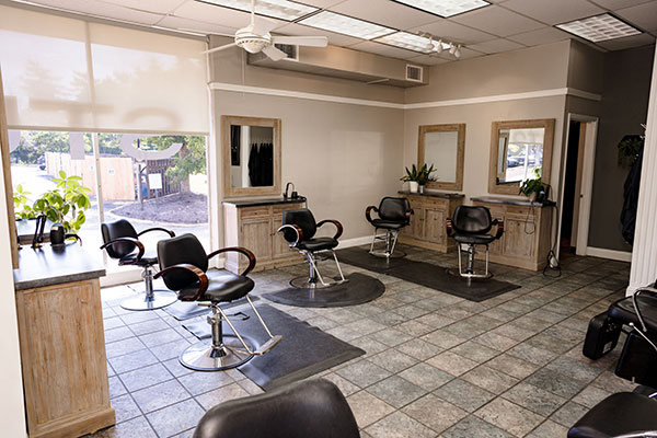 St. Louis Salon Booth Rental | Stylists Wanted